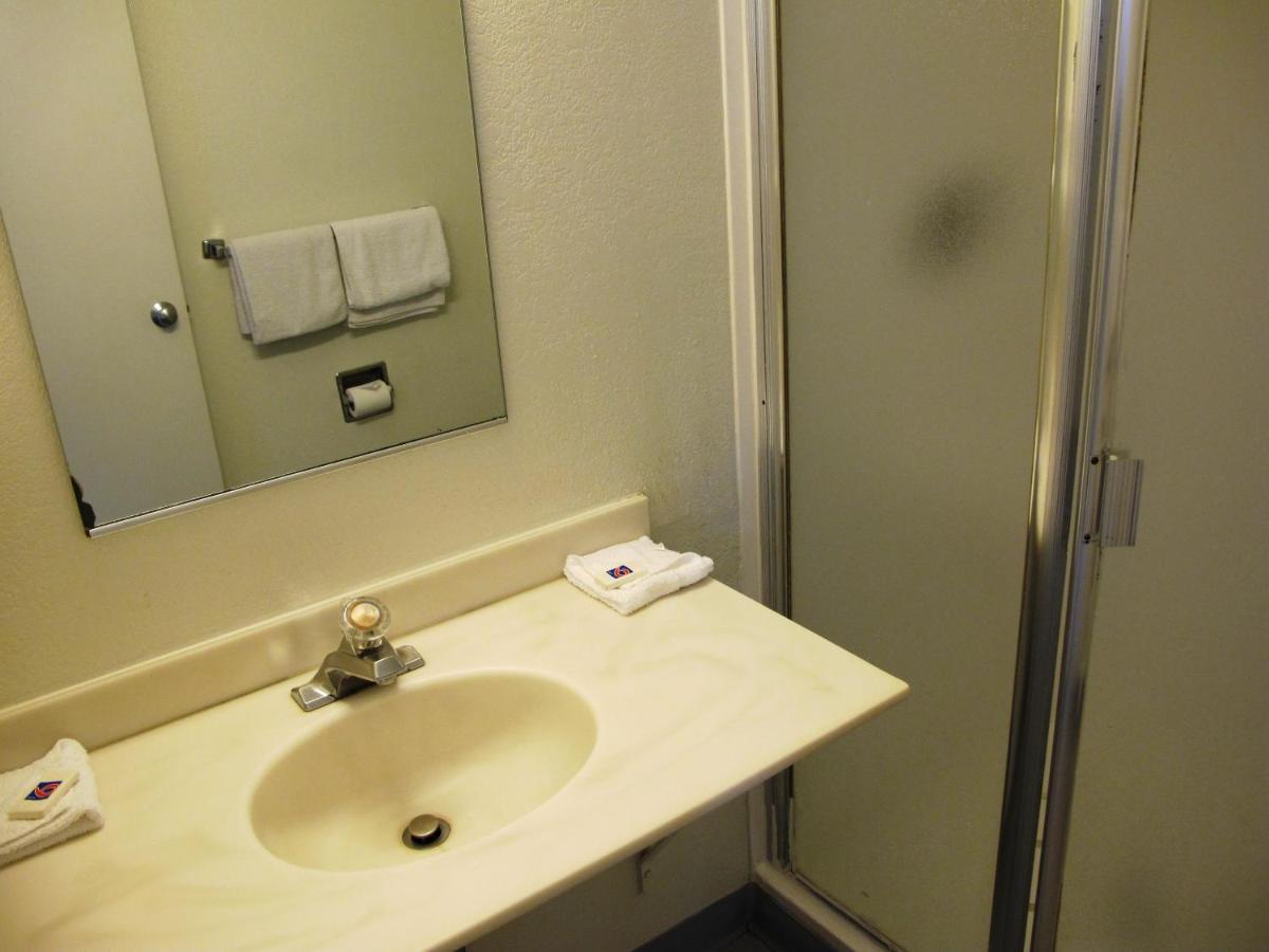 Motel 6 Ontario, Or מראה חיצוני תמונה